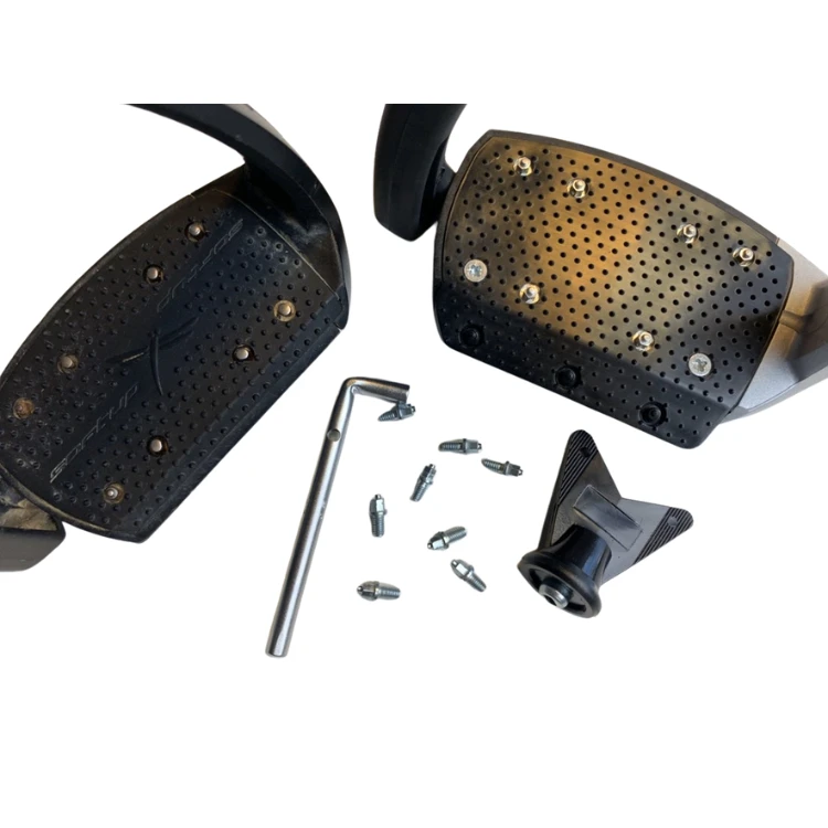Freejump - Kit de crampons (1 clé+18 crampons)