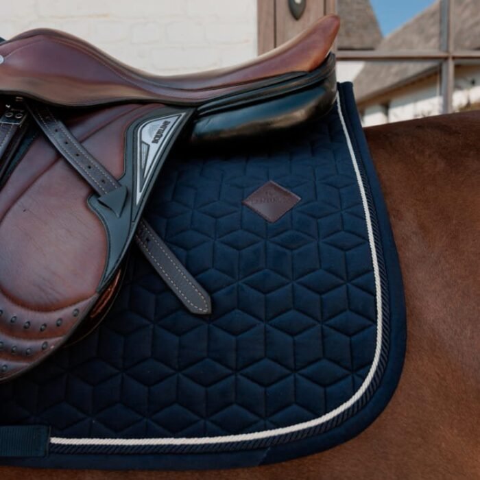Kentucky - Tapis de selle Velvet jumping Bleu Marine – Image 2